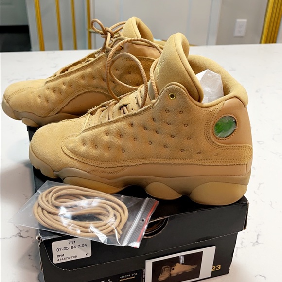 AIR Jordan 13 RETRO BG. Size 7Y main image 4